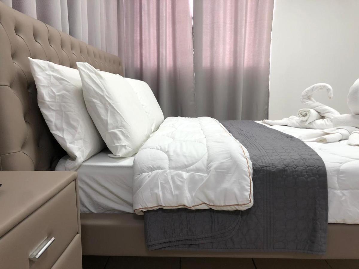 Hotel Room Service Bat Yam Extérieur photo
